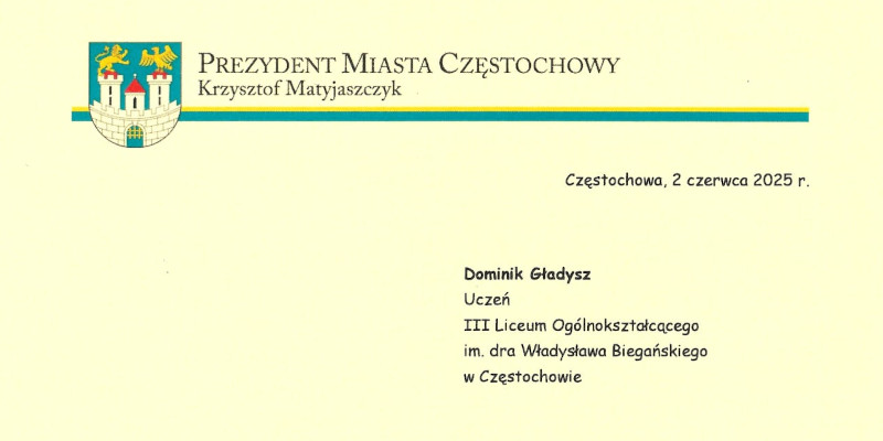 Dominik_Gladysz_otrzymuje_nagrode_prezydenta